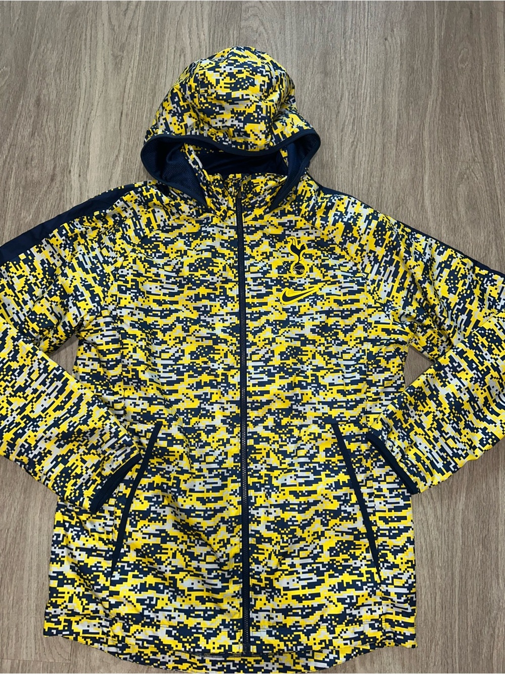 Nike Tottenham Hotspur Jacket Mens Large Yellow Navy Digital Camo AWF Windbreake